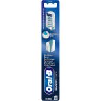 Oral-B Pro-Expert Clinical Orta Derinlemesine Temizlik Diş Fırçası