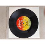 Orhan Gencebay – Vicdan Azabı / Ümitsiz Aşk - 1970 Türkiye Basım Kapaksız 45 Lik Plak