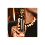 Oriflame Divine Dark Velvet EdP Siyah Erik Akoru Siyah Bakara Gülü ve Paçuli Notalı Kadın Parfümü