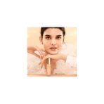 Oriflame Giordani Gold Pure Úforia Fondöten Vanilla Yumuşak Dokulu ve SPF Koruması - Beige