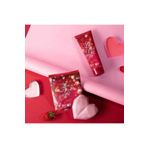 Oriflame Love At Taze Çilek Kokulu First Sight El Kremi ve Love At First Sight Kalpli Romantik Sabun