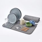 Orret Home Mikrofiber Su Emici Bulaşıklık Matı – 37x60 cm Tezgâh Üstü Bulaşık Kurutma Matı, Kaymaz Su Emici Mutfak Matı, Katlanabilir Tabaklık Süzgeçli Plastik Sepetli Kurulama Örtüsü (Gri)