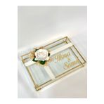 ouzhanya hediyelik Kız İsteme Söz Nişan Çikolata Kutusu Çiçek Süslü İsim Yazılı Gold Cam Kutu 20x30 cm