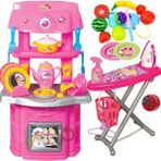 Oyuncakzade Barbie Oyuncak Şef Mutfak + Barbie Aksesuarlı Ütü Masası + 14 Parça Kesilebilen Meyve Sebze Set