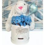 Özel Kututusunda; 45 cm Beyaz Jellycat Tavşan, 5'li Ayıcık ve Folyo Kalp Balonlu Set-Ayıcık Buketi - 50 cm