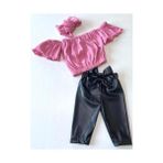 Özge Başaran Kız Çocuk, Likralı Deri Fiyonk Detaylı Pantolon, Pembe Straplez Crop Bluz ve Saç Bandı Takımı. - 10 Yaş - Koyu Pembe