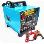 Öztürk Redresör Akü Şarj Cihazı 12 Volt 20 Amper Dijital Göstergeli Saatte 15 Amper Dolum 180 Ampere Kadar