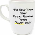 Palto Tasarım İşine Geleni Yapana Erkek Kafasına Koyduğunu Yapana "Kadın" Denir! Krem Oval Kupa - Hediye Seramik Kupa