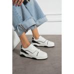 Pasyone Kadın Düz Tabanlı Beyaz - Siyah Sneaker Spor Ayakkabı Şık ve Modern Tasarım