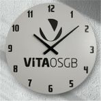 Pelince Kişiye Özel Logo Baskılı Duvar Saati | Lazer Kesim Kurumsal Firma Hediye Promosyon | 40 cm - Siyah - Beyaz - 40 x 40