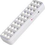 Pelsan 30 Ledli Işıldak 6-8 Saat Aktif Işık Değiştirilebilir Batarya ile 220-240 V Giriş Ip 40 204619 (5061 1270)