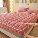 Peluş Kadife Lastikli Çarşaf Kalınlaştırılmış Kış Sıcak Flanel Çarşaf Yumuşak ve Rahat Yatak Örtüsü Pembe 180x200 cm