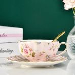 Pembe 1 Adet 5 Renk Kemik Çini Kahve Fincanı Tabağı Kaşık Bir Set Çiçek Çay Bardağı Seti Avrupa Porselen Fincan ve Tabak Kahve Kupa Hediye (Yurt Dışından) - Renkli - 1 lt