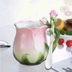 Pembe B Yaratıcı Moda 3D Gül Şekli Çiçek Emaye Seramik Kahve Çay Bardağı ve Tabağı Kaşık Seti Porselen Su Bardağı Sevgililer Günü Hediyesi (Yurt Dışından) - 1 Adet - Renkli - 1 lt