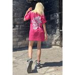 Pembe Baskılı Oversize Yuvarlak Yaka Kadın Tişört