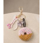 Pembe Donut Anahtarlık ve Çanta Süsü, Tığ İşi, Kelebek ve İnci Detaylı, Altın Rengi Metal Kanca