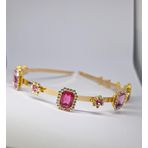 Pembe Kraliçe Tacı