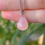 Pembe Kuvars Taşı Damla Kolye