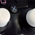 Perfect Part PS4 PS3 Xbox 360 & Xbox One Controller için 2 x Analog Yükseltilmiş Kaymaz Başparmak Çubuğu Tutamaç Parmak Çubuğu Joystick Kapak Kapağı - Beyaz