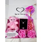 Perry Accessories Kararmaz Çelik Pembe Kalp Kolye Yüzük ve Kokulu Gül ile Solmayan Sonsuzluk Günü Hediye Sepeti