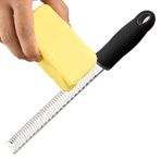Peynir Rendesi,Havuç Rendesi,Limon Zester Aracı Patates Parçalayıcı - Temizleme Fırçalı ve Koruyucu Kapaklı Ergonomik Blok Peynir Rendesi, Küçük Hindistan Cevizi Sebze Rendesi