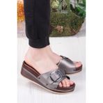 Pierre Cardin 7418 Anatomik Rahat Ürün Tokalı Kadın Terlik - Platin