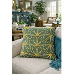 Pilloveland Punch Nakışlı Kırlent Kılıfı - 43*43 Cm - Küf Yeşili Papatya - PNK001