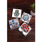 Pinecone 4 Parça Set 10x10 cm Stone Coasters Çini Sanatı Yelkenli Gemi Nar Ağacı Fatma Ana Eli (Hamsa) Taş Masaüstü Koruyucu Altlık