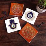 Pinecone Stone Fatma Ana Eli (Hamsa), Nazar, Sri Yantra, Mandala Taş Bardak Altlığı – 4’lü Set, 10x10 cm Dekoratif Masaüstü Koruyucu Doğaltaş Altlık |SC298|
