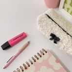 Pinkue Peluş Tüylü Yumoş Kalem-Makyaj Çantası - Beyaz - Siyah