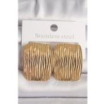 Pirinç Gold Renk İşlemeli Kare Plaka Model Kadın Küpe