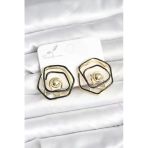Pirinç Gold Renk Siyah Mineli Geometrik Gül Model Kadın Küpe - Tj-Bkp11376