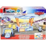 Pixar Cars GTK91 Dinoco Araba Yıkama Oyun Seti Renk Değiştiren Özellikli Eğlenceli Oyuncak