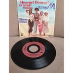 Plakperest Boney M. – Hooray! Hooray! It’s A Holi-Holiday - 1979 Fransa Basım 45 Lik Plak