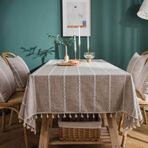 Plancholo Çiftlik Evi Tarzı Pamuk Keten Masa Örtüsü Püsküllü Çizgili Masa Örtüsü Kırışmaz Yıkanabilir Mutfak Partisi için Masa Örtüsü (Kahve, Kare, 60 x 60 cm)