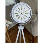 Platin Royal White Gold Roma Rakam Tripod Ayaklı Saat Beyaz