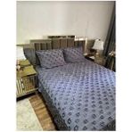 Ponpon Desenli Geometrik Tema 3 Parça Çift Kişilik Yatak Örtüsü Şönil Kumaş Hafif ve Pratik - Siyah - 240 x 250 cm