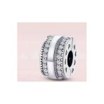 Poseidons Jewellery Poseidons Jewellery Pave Logo Minik Kalp Detaylı Gümüş Klips Charm