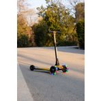 POZART Scooter Yeni Leddy 3tekerli Led Işıklı 2+Yaş 50kğ Taşıma Kapasiteli 3Kademe Direksiyon