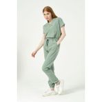 Pratik Medikal Çağla Yeşili Likralı Scrubs Jogger Paça Doktor Hemşire Forması Yarasa Kol Takım Unisex