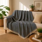 Premium Pamuklu Lilyana Koltuk Örtüsü 170x210 cm, Çift Taraflı Dekoratif Şal, Tekli, Üçlü, Kanepe, Çekyat ve Berjer İçin Koruyucu, Kaymaz, Nefes Alan, Yıkanabilir, Modern Çizgili Tasarım (ANTRASİT)