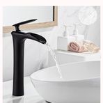Prima Siyah Şelale Banyo Çanak Lavabo Batarya