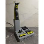 Prizma Standı ile Oneblade Tıraş Makinesi Güç ve Şıklık Sunar - Seçenek 1