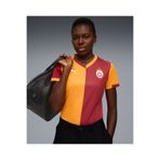 Puma Galatasaray Sponsor Baskısız 25/26 Kadın İç Saha Forması Parçalı