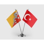 Punto Dizayn Bhutan Bayrağı ve Türk Bayrağı Ikili Saten Masa Bayrağı Takımı