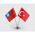 Punto Dizayn Burma Bayrağı ve Türkiye Bayrağı Ikili Saten Masa Bayrağı Takımı
