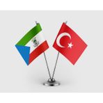 Punto Dizayn Ekvator Ginesi ve Türk Bayrağı Ikili Saten Masa Bayrağı Takımı