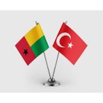 Punto Dizayn Gine Bissau ve Türk Bayrağı Ikili Saten Masa Bayrağı Takımı