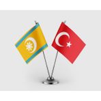Punto Dizayn Irak Memluk Hanedanlığı ve Türkiye Bayrağı Ikili Saten Masa Bayrağı Takımı