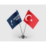 Punto Dizayn Mavi Anahtar Parti Bayrağı ve Türk Bayrağı Ikili Saten Masa Bayrağı Takımı